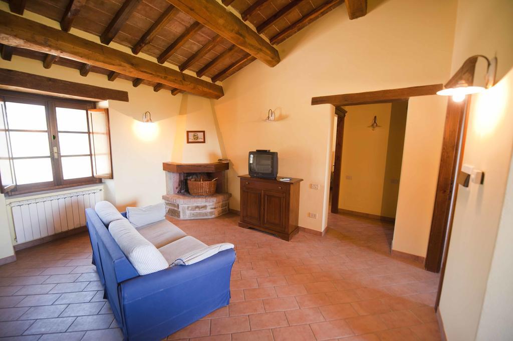 Agriturismo Tenuta Di Biscina Habitación foto