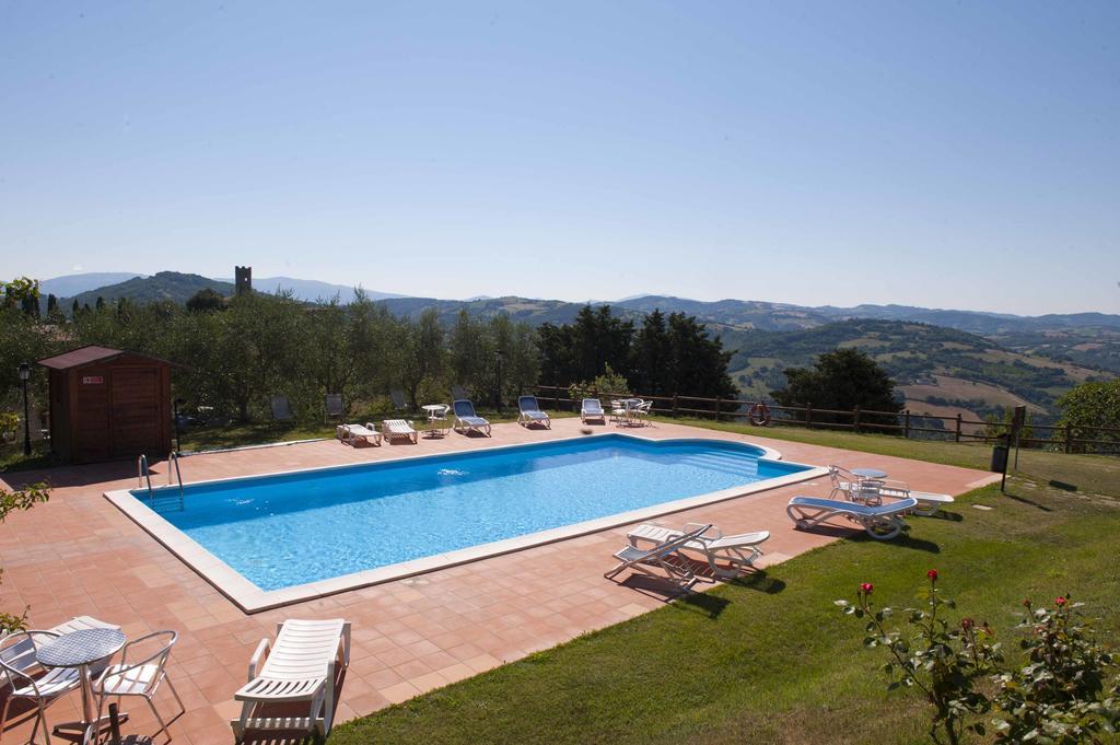 Agriturismo Tenuta Di Biscina Habitación foto
